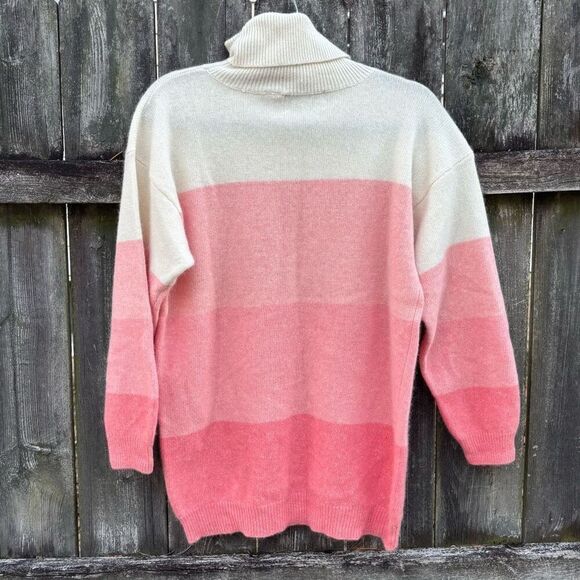 Vintage Woods & Gray Lambswool Angora Turtleneck Sweater Medium - Picture 4 of 4